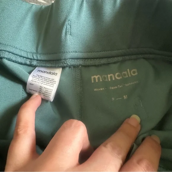 Mandala Teal Jogger Cargo Scrub Pants EUC Size MP - Picture 4 of 5